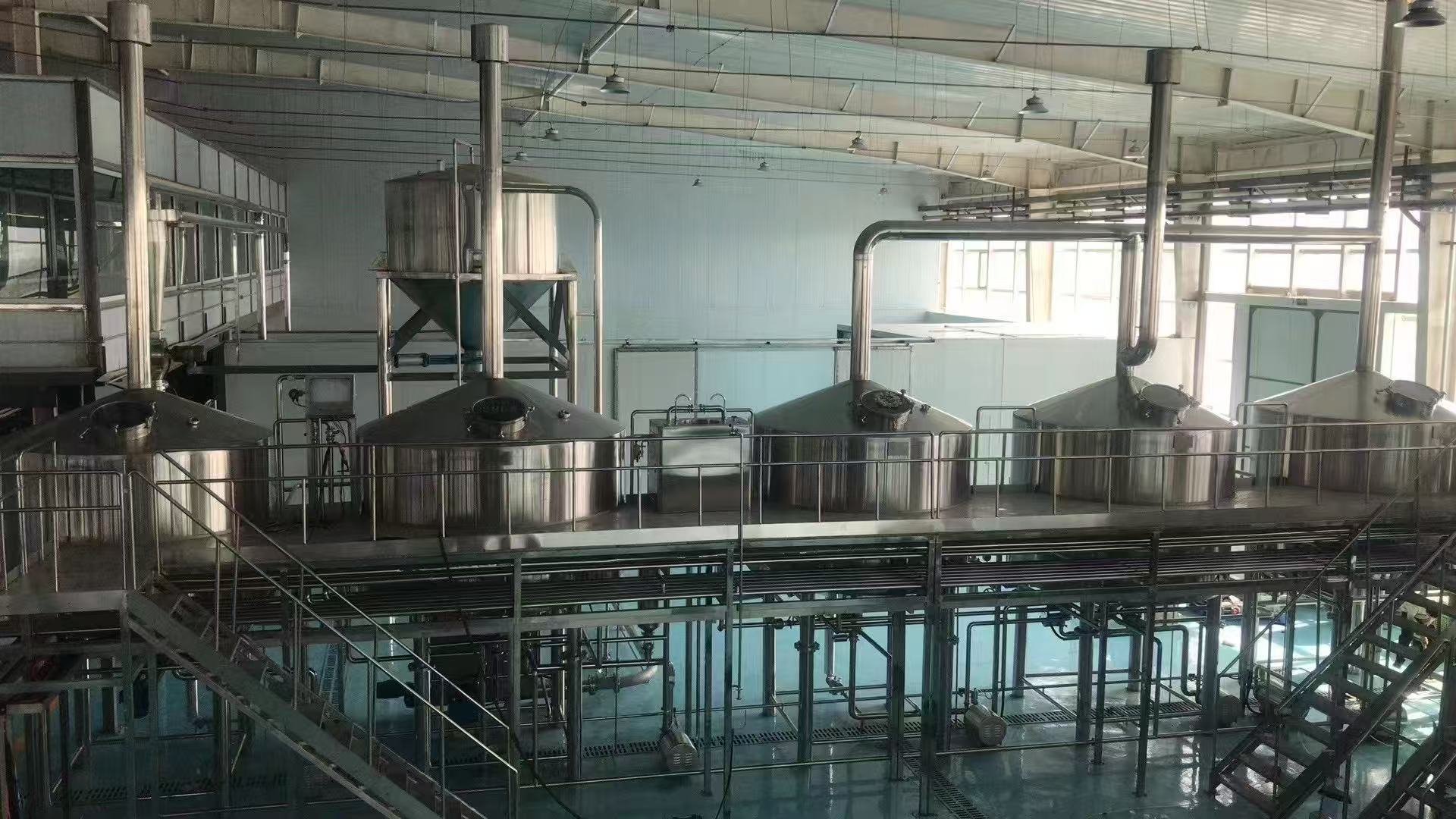 冕宁精酿啤酒设备厂—精酿啤酒设备主要生产工艺与核心技术